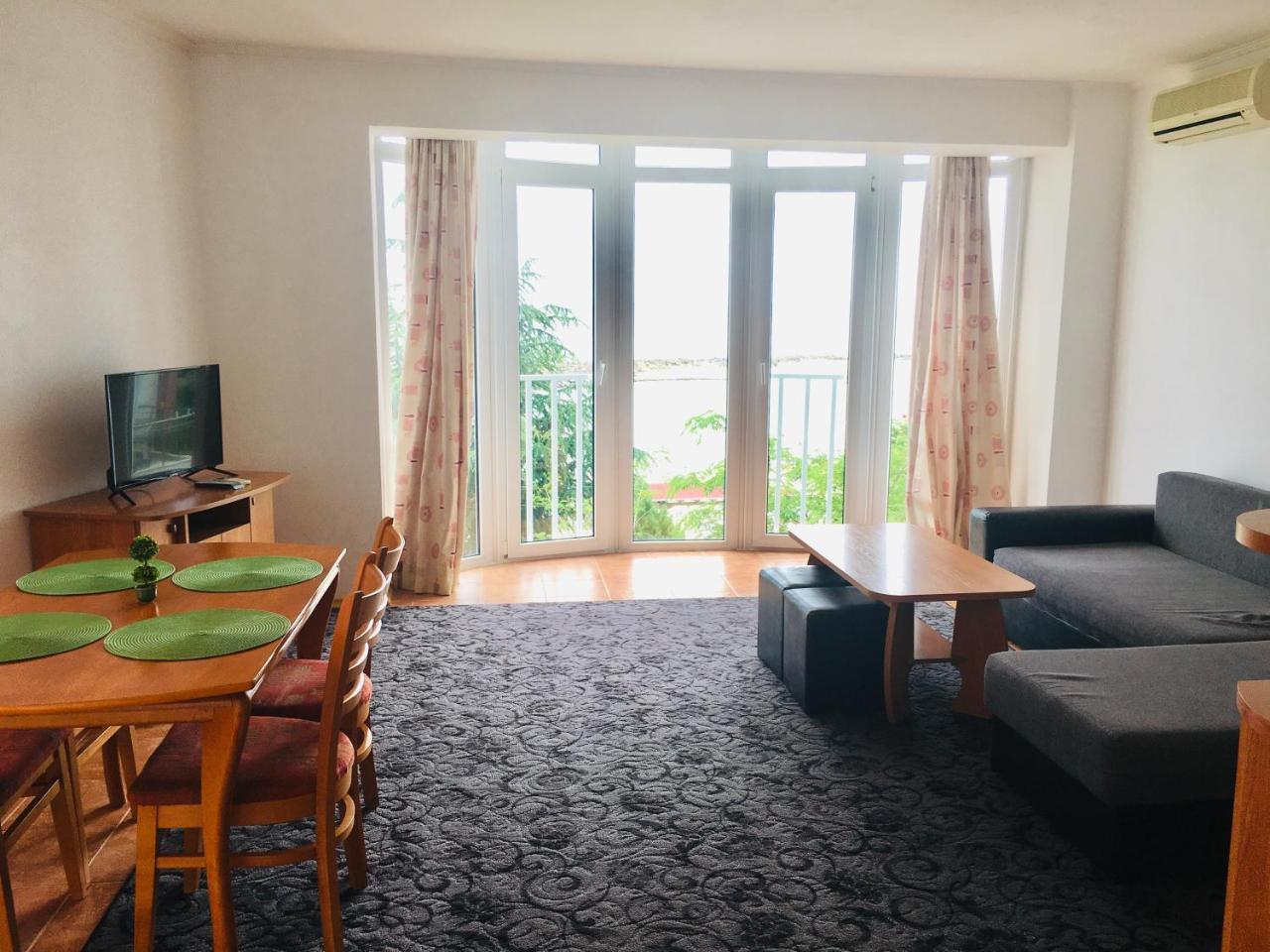 Hotel Sofia Beach