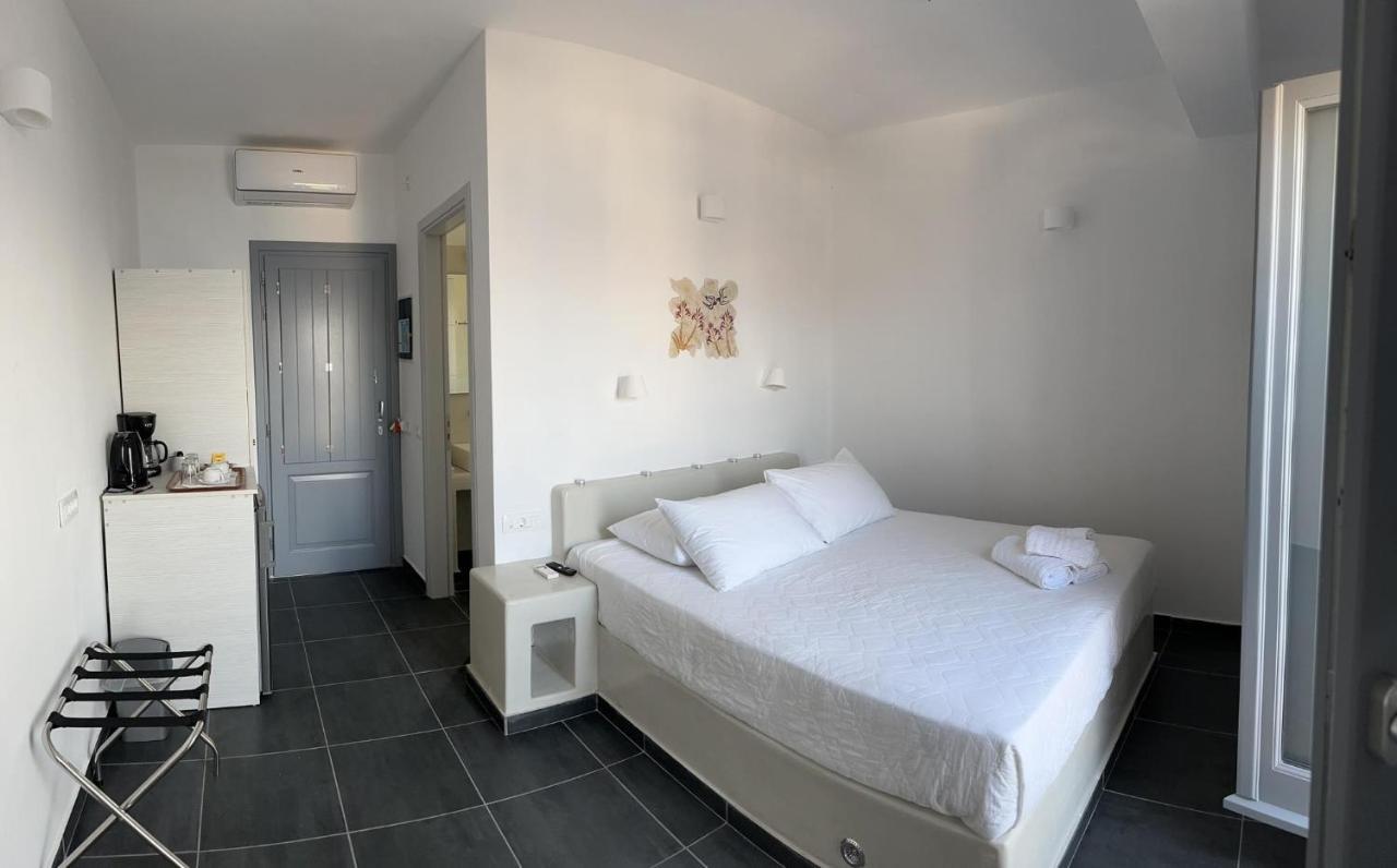 Pancratium Villas and Suites 3 * Pancratium Villas and Suites 3 *