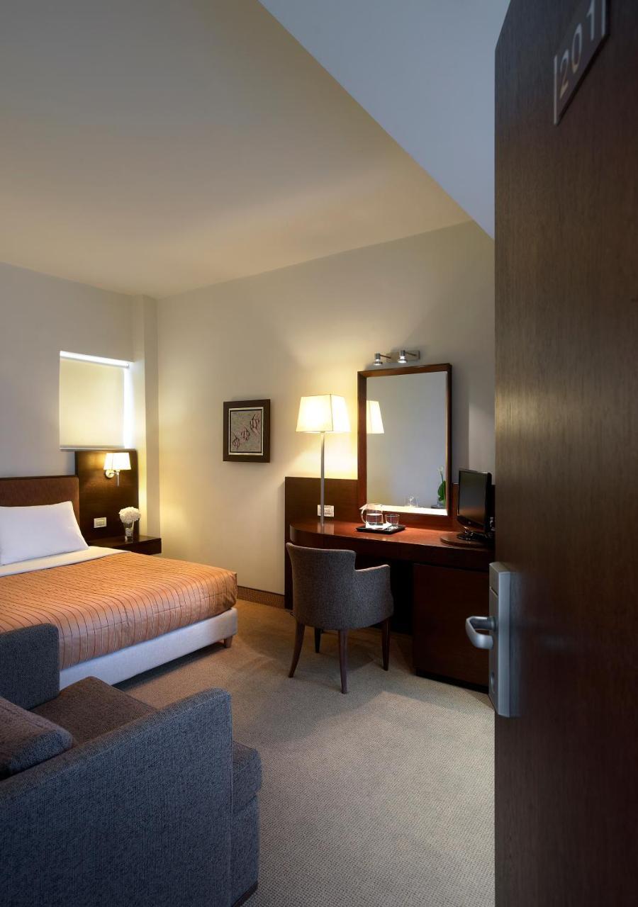 Irida Hotel 3 *