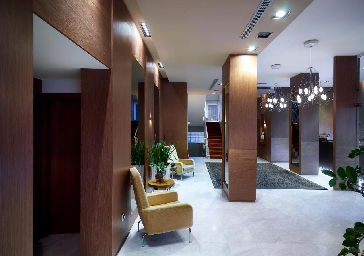 Irida Hotel 3 *
