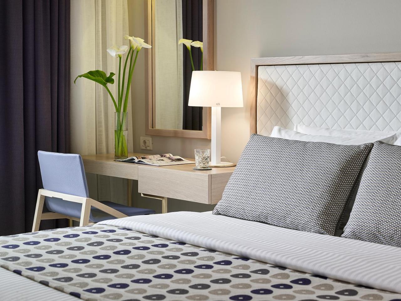 Irida Hotel 3 *