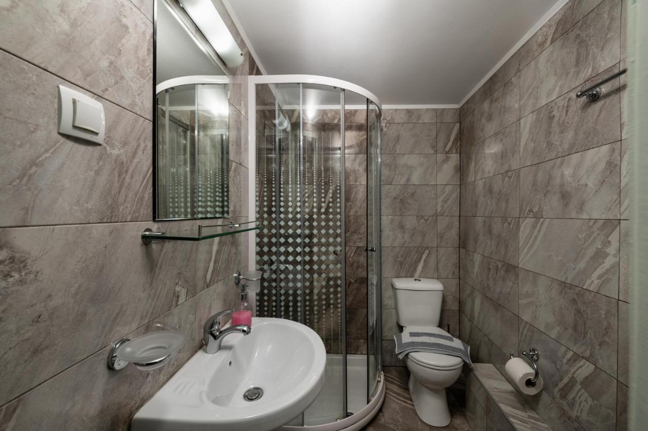 Anastasia Apartments 