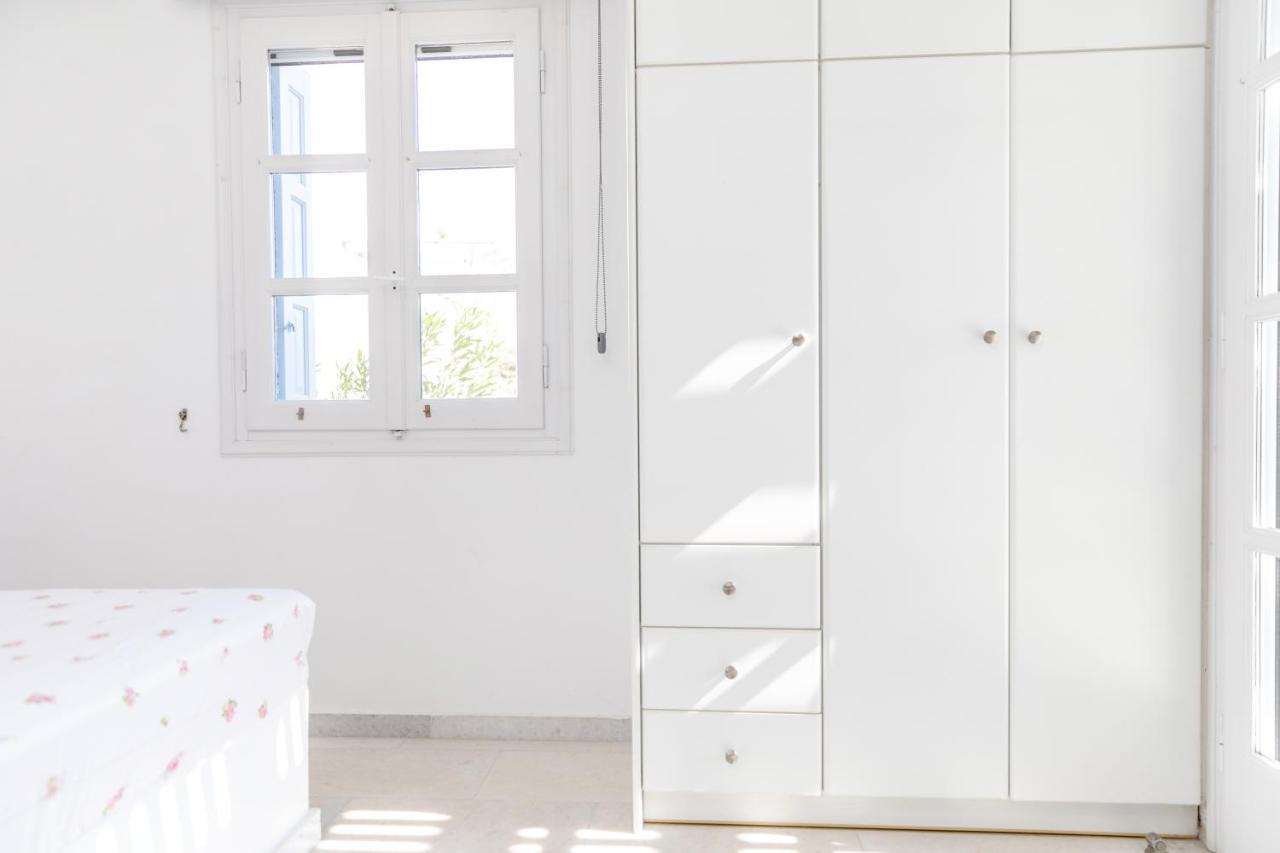 Glyfada View Studios 3 *