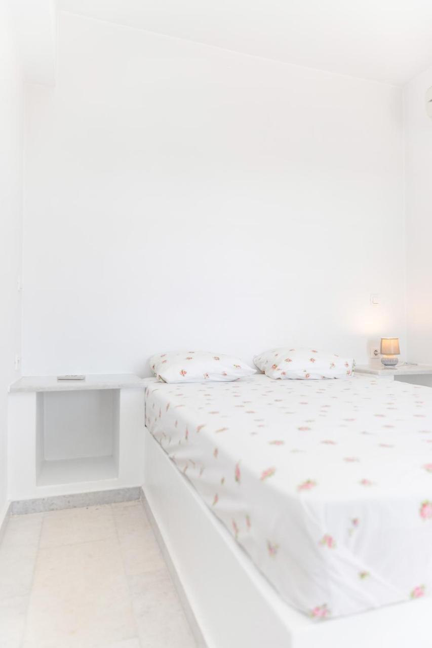 Glyfada View Studios 3 *