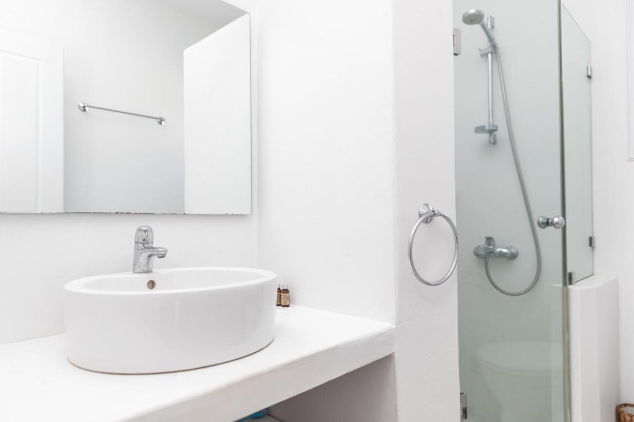 Glyfada View Studios 3 *