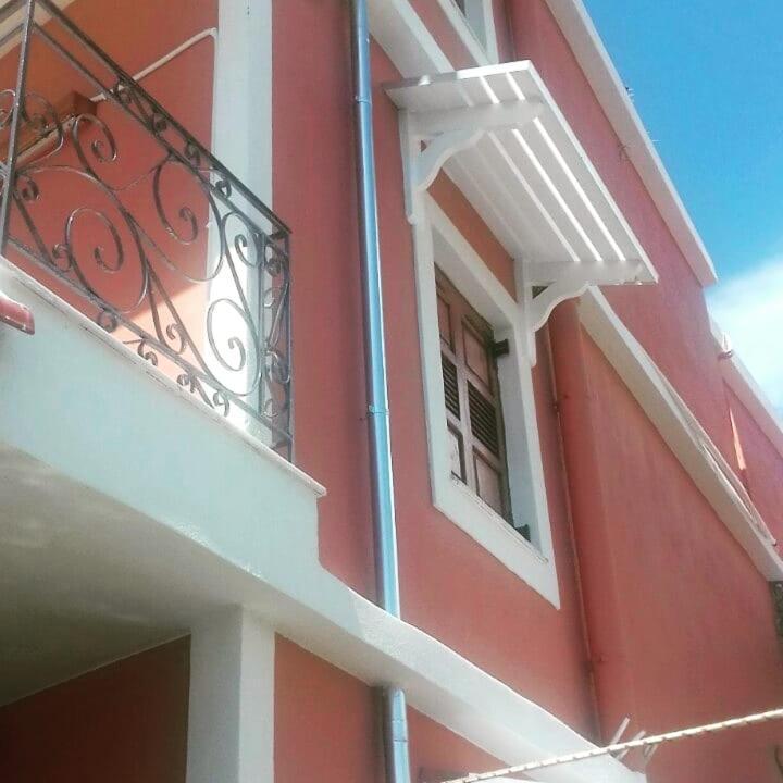 Sunrise House 