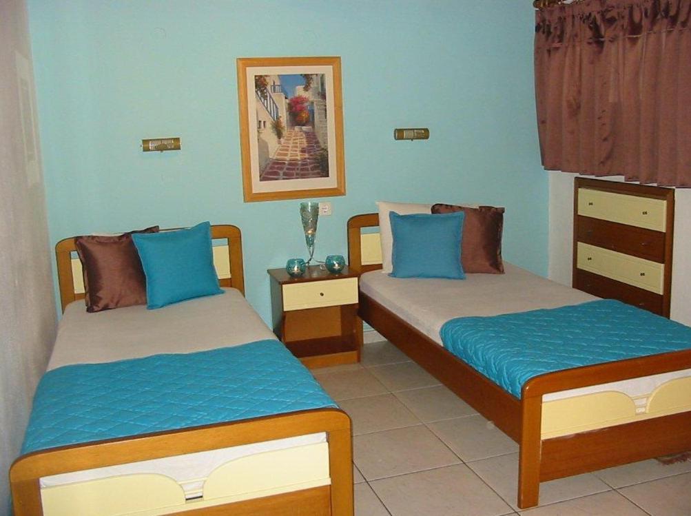 Stella Rooms 2 *