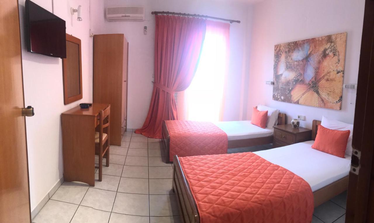 Stella Rooms 2 *