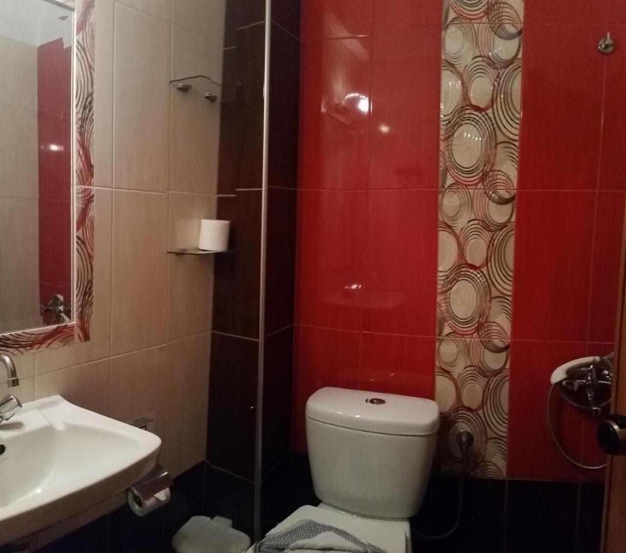 Stella Rooms 2 *