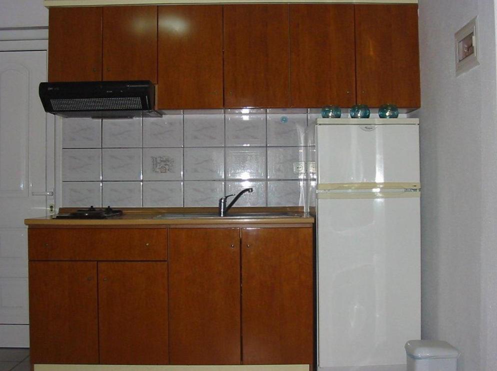Stella Rooms 2 *