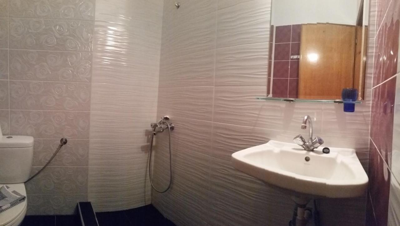 Stella Rooms 2 *