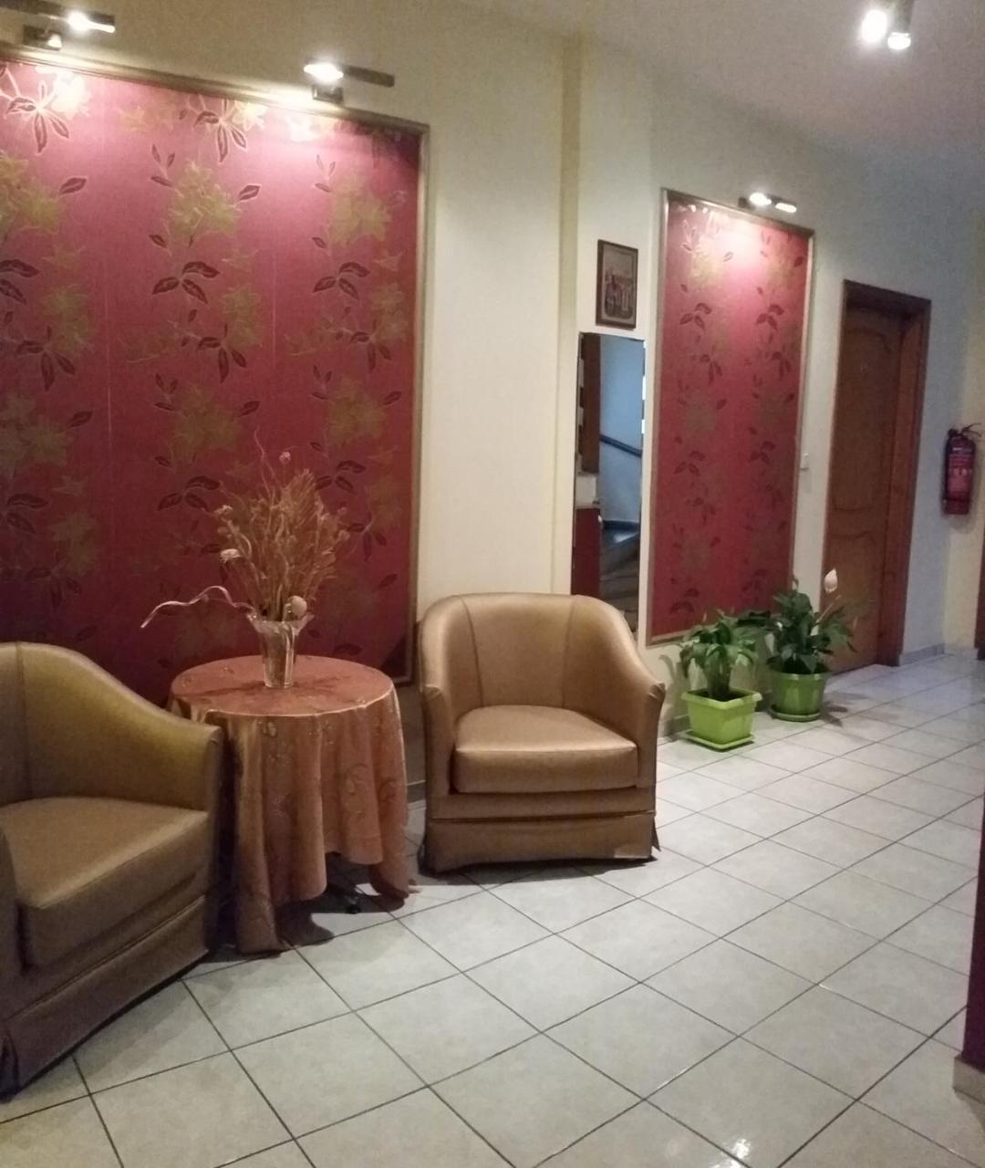Stella Rooms 2 *