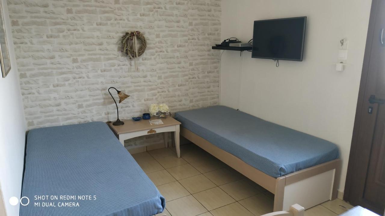 Niki Apartments 2 *