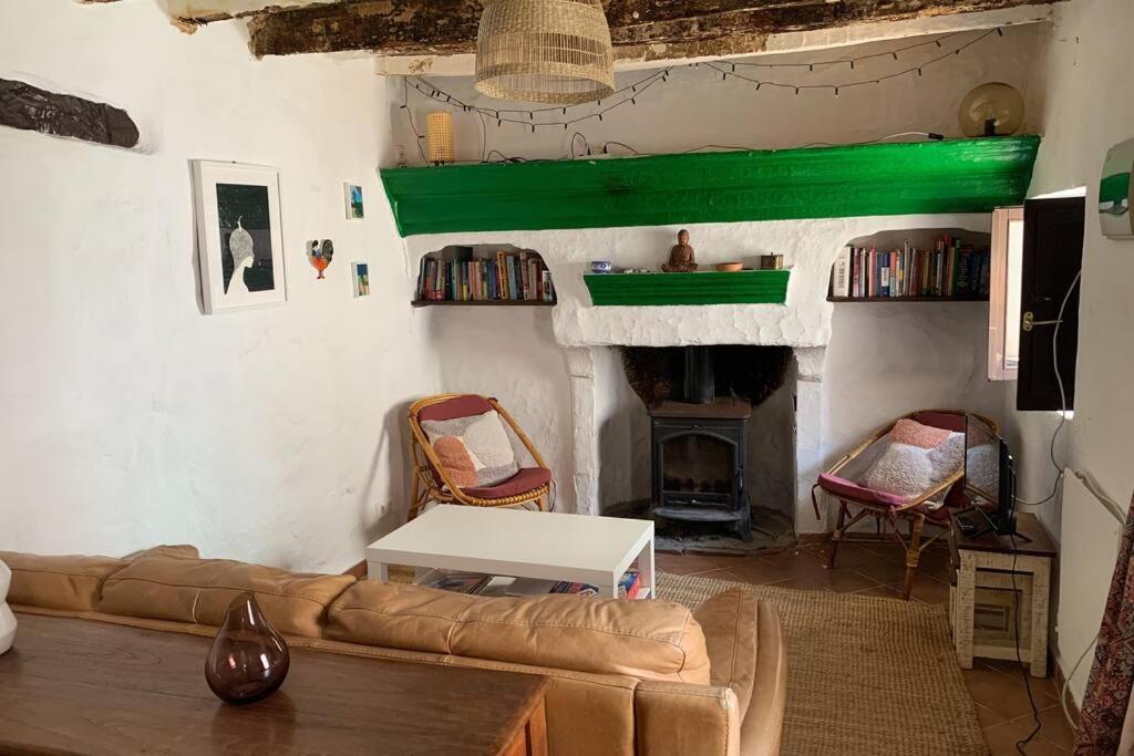 Casa Sin Numero, An Authentic Village House em Comares