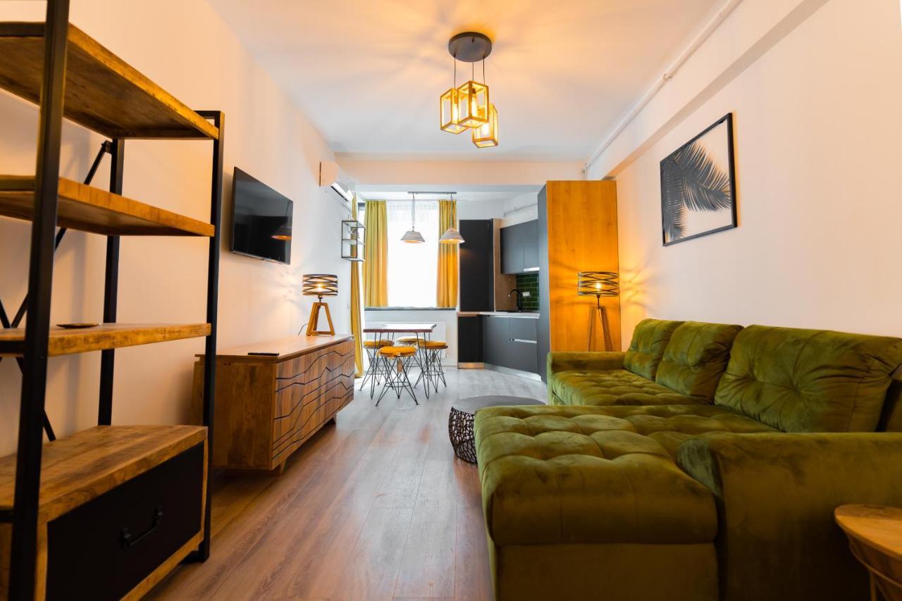 Apartament Black Sea 1 by R S