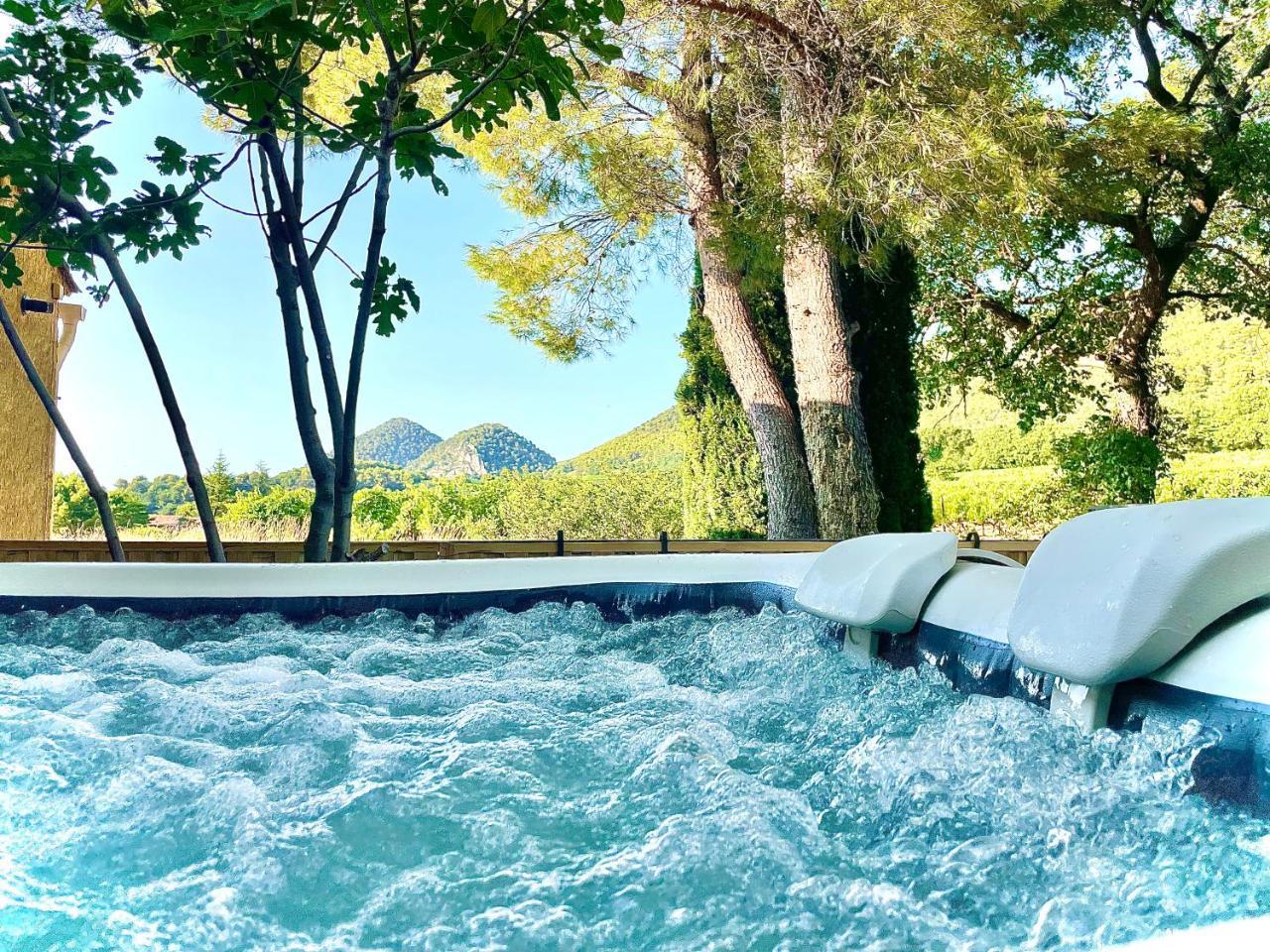 Entre Vignes Et Horizon Appartement Avec Jacuzzi Privatif Et Piscine Commune Chauffee em Sablet