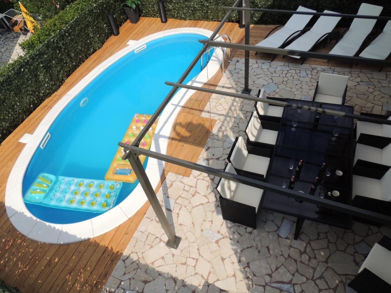 4 Bedrooms Villa At Vantacici 100 M Away From The Beach With Sea View Private Pool & Jacuzzi