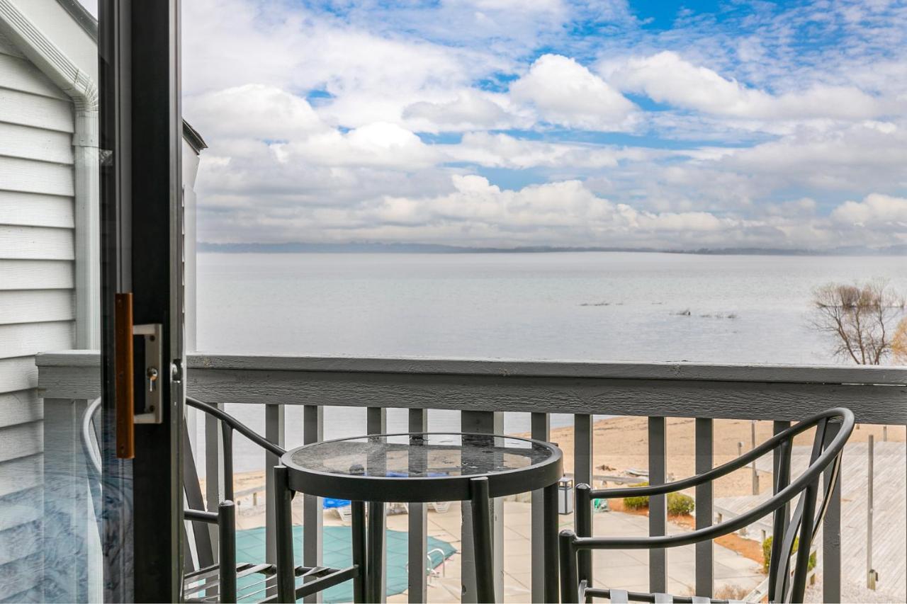 Beautiful Bay View Couples Retreat at the Shores 5586 em Acme