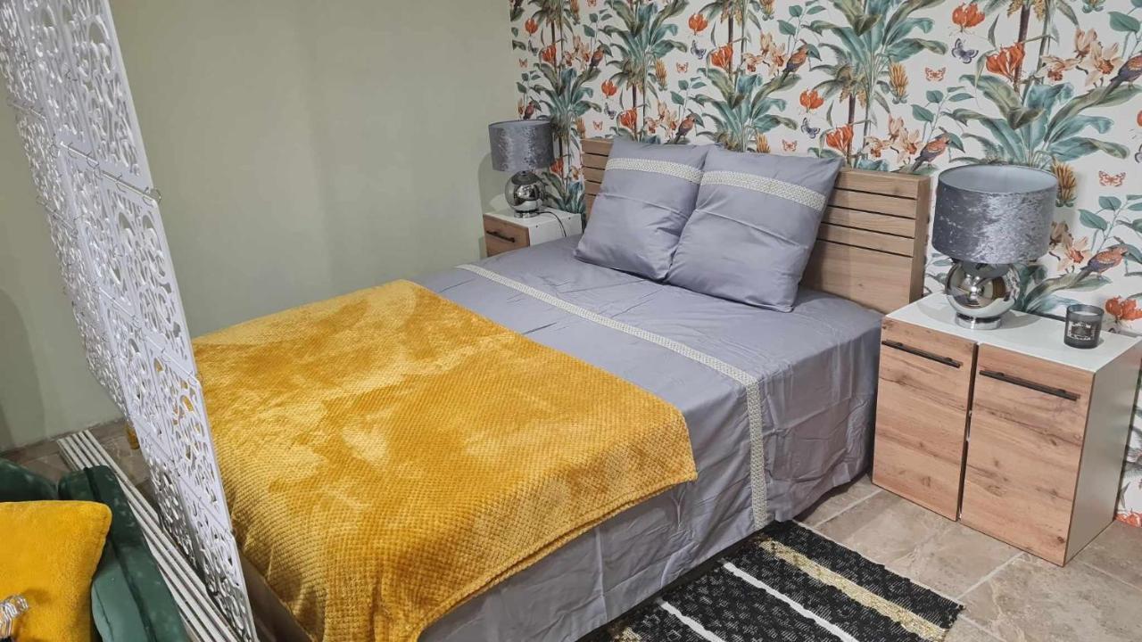 Chez Karine - Appartement (Adults Only) em Ledenon