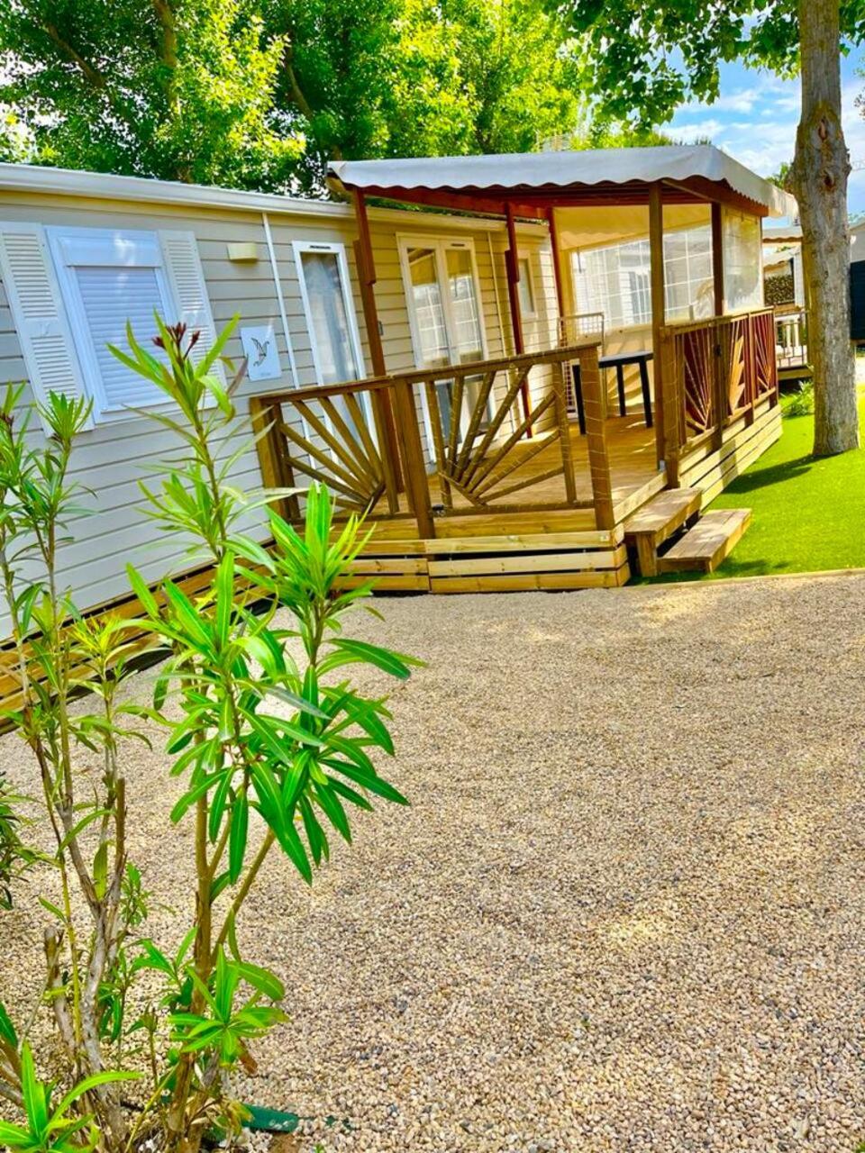 Mobil Home 2ch Bien Equipe Valras-Plage à Serignan