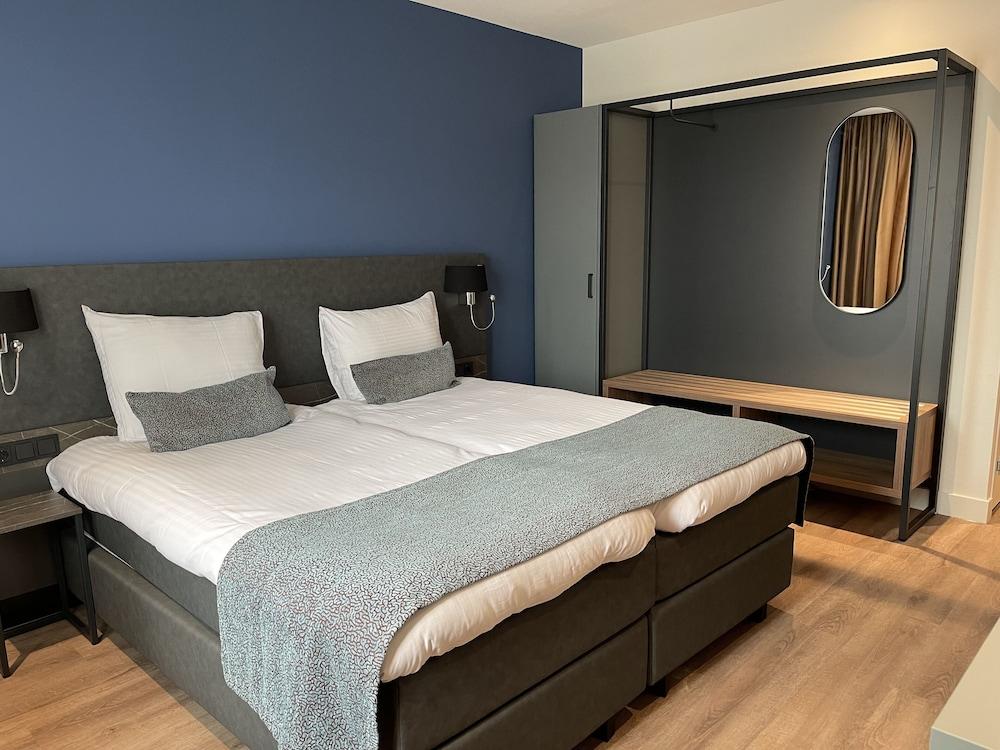 Ozo Hotels Antares Airport