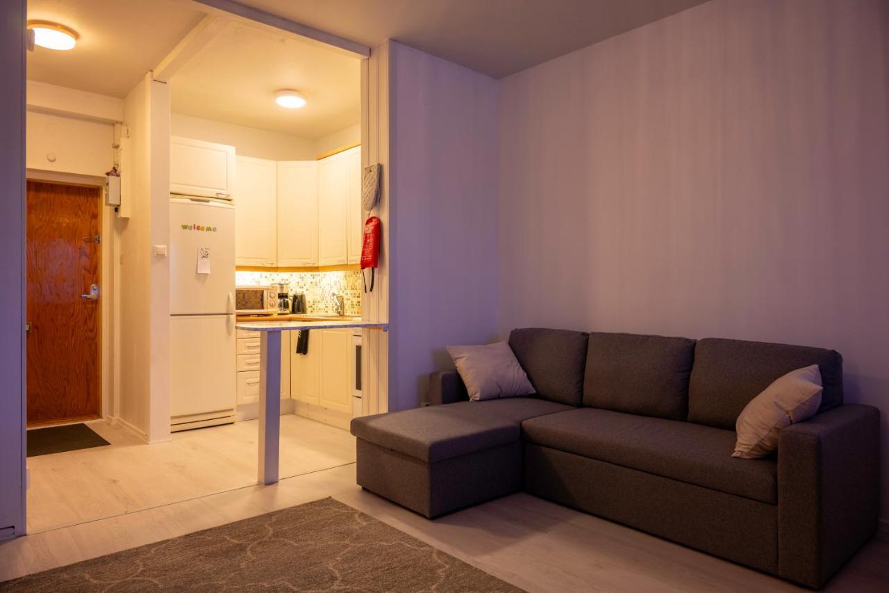 Cozy Apartment by the Sea 2 Rooms Free Private Parking à Kemi