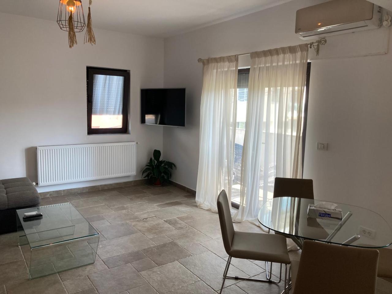 Holidays Makerel Lodge Vibes Mamaia Nord