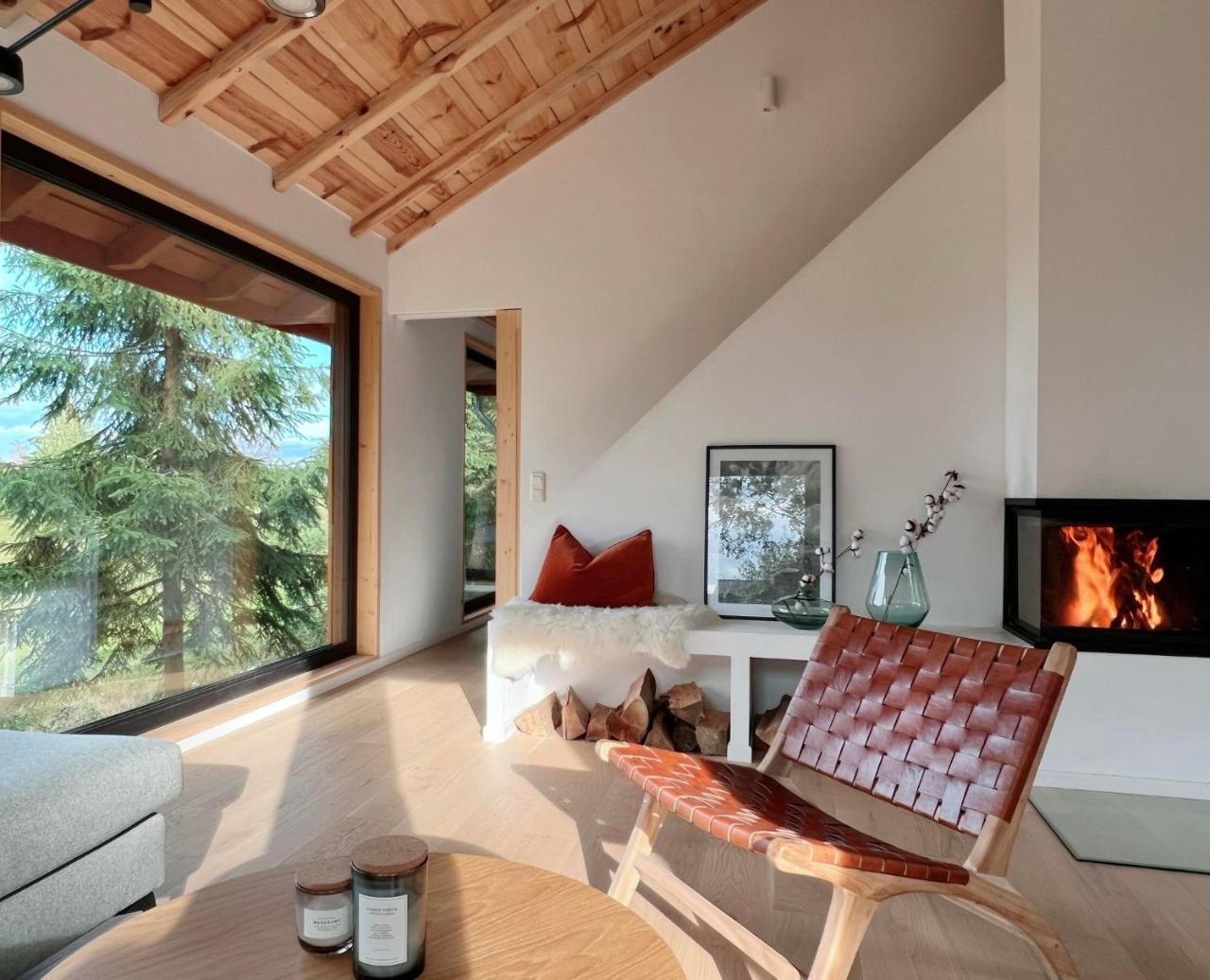 Forestia Modern Cabin With Hot Tub & Sauna