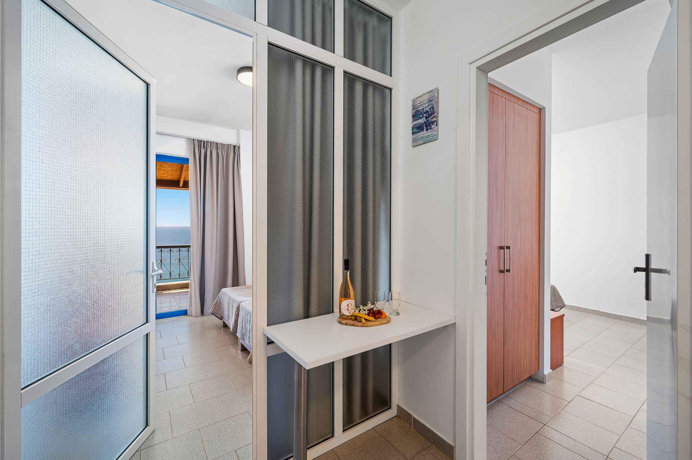 Ariadne Apartments & Studios 3 *