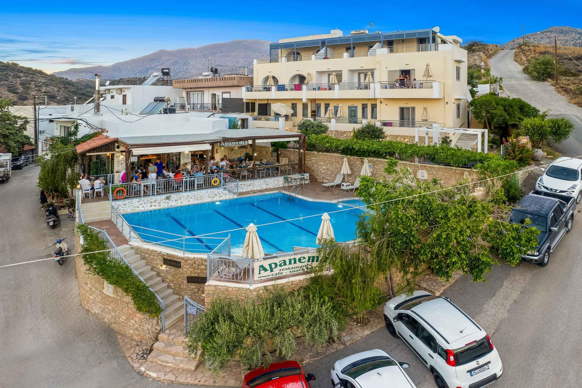 Ariadne Apartments & Studios 3 *
