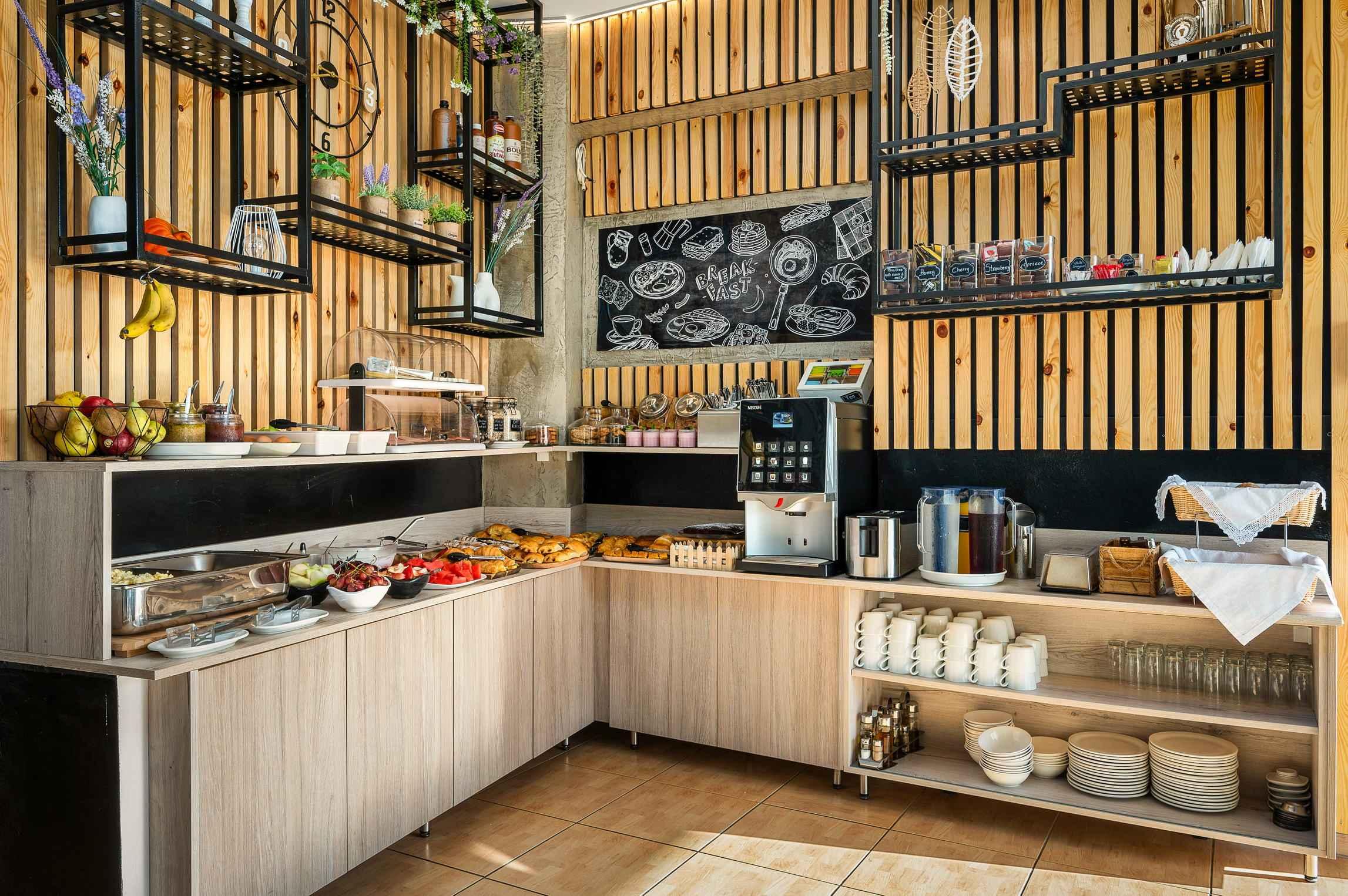 Ariadne Apartments & Studios 3 *