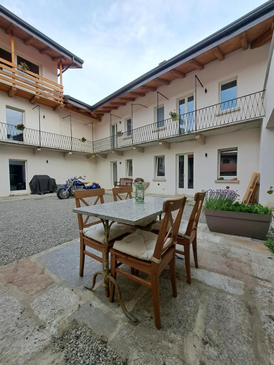 B&B Il Cortile à Lake-orta