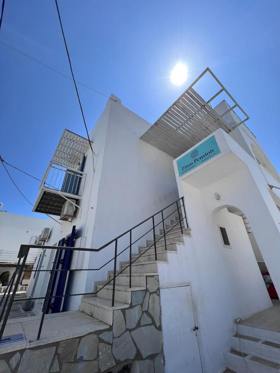 Zinas Pension