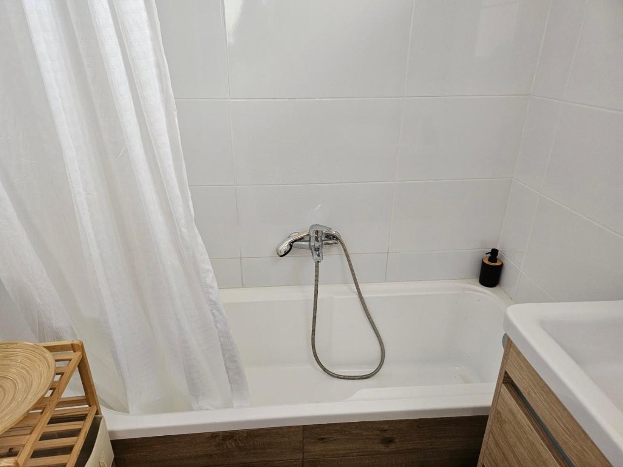 Arianna Apartments  Arianna Apartments