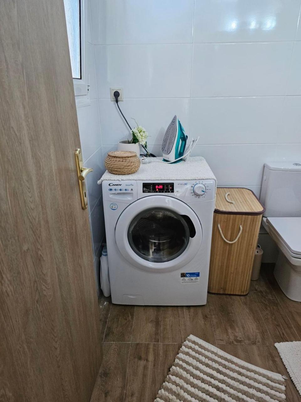 Arianna Apartments  Arianna Apartments