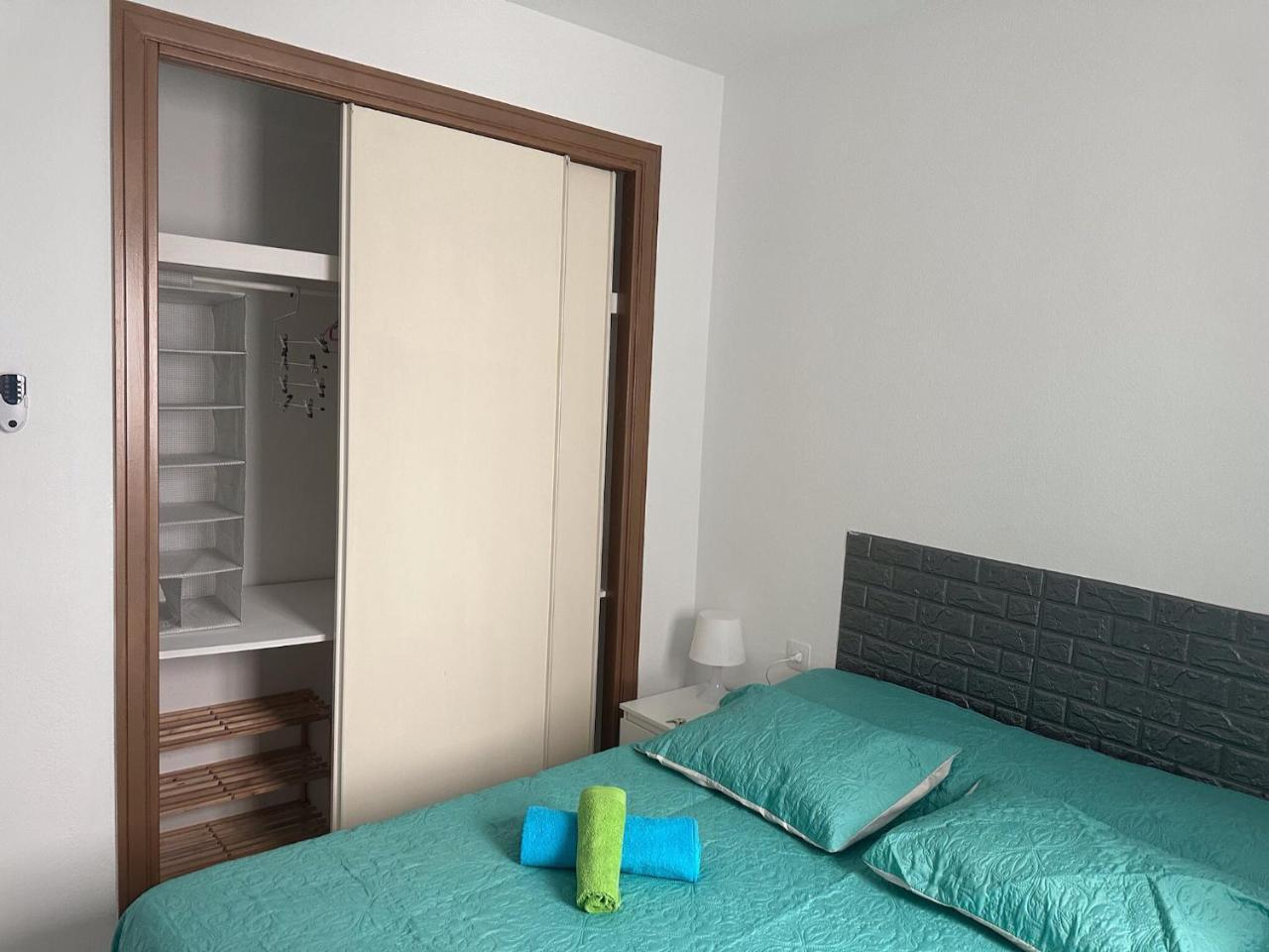 Torremolinos Habitaciones Privada En Apartamentos Compartidos (adults Only)