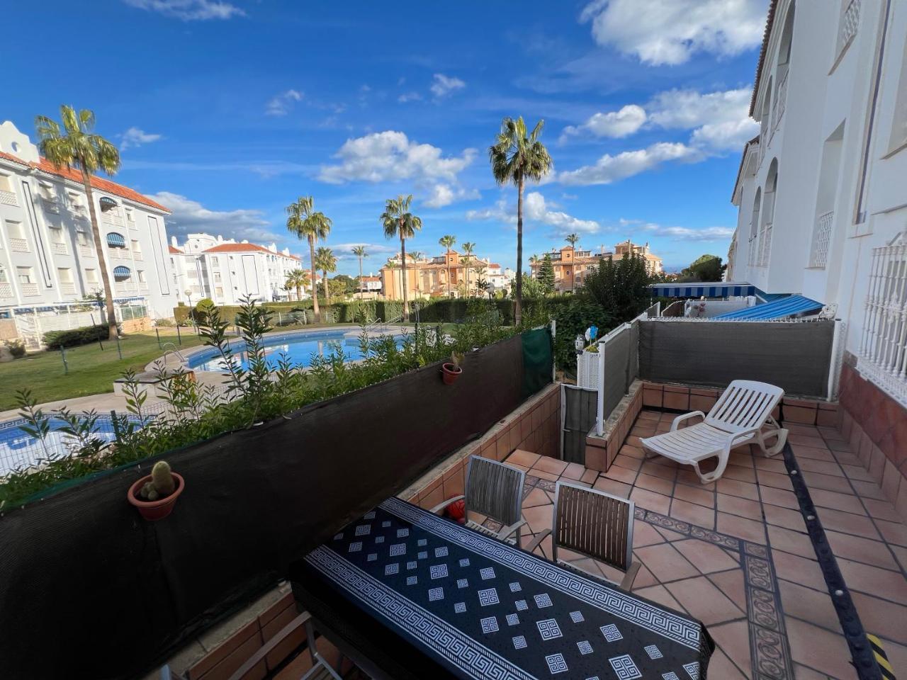 Torremolinos Habitaciones Privada En Apartamentos Compartidos (adults Only)