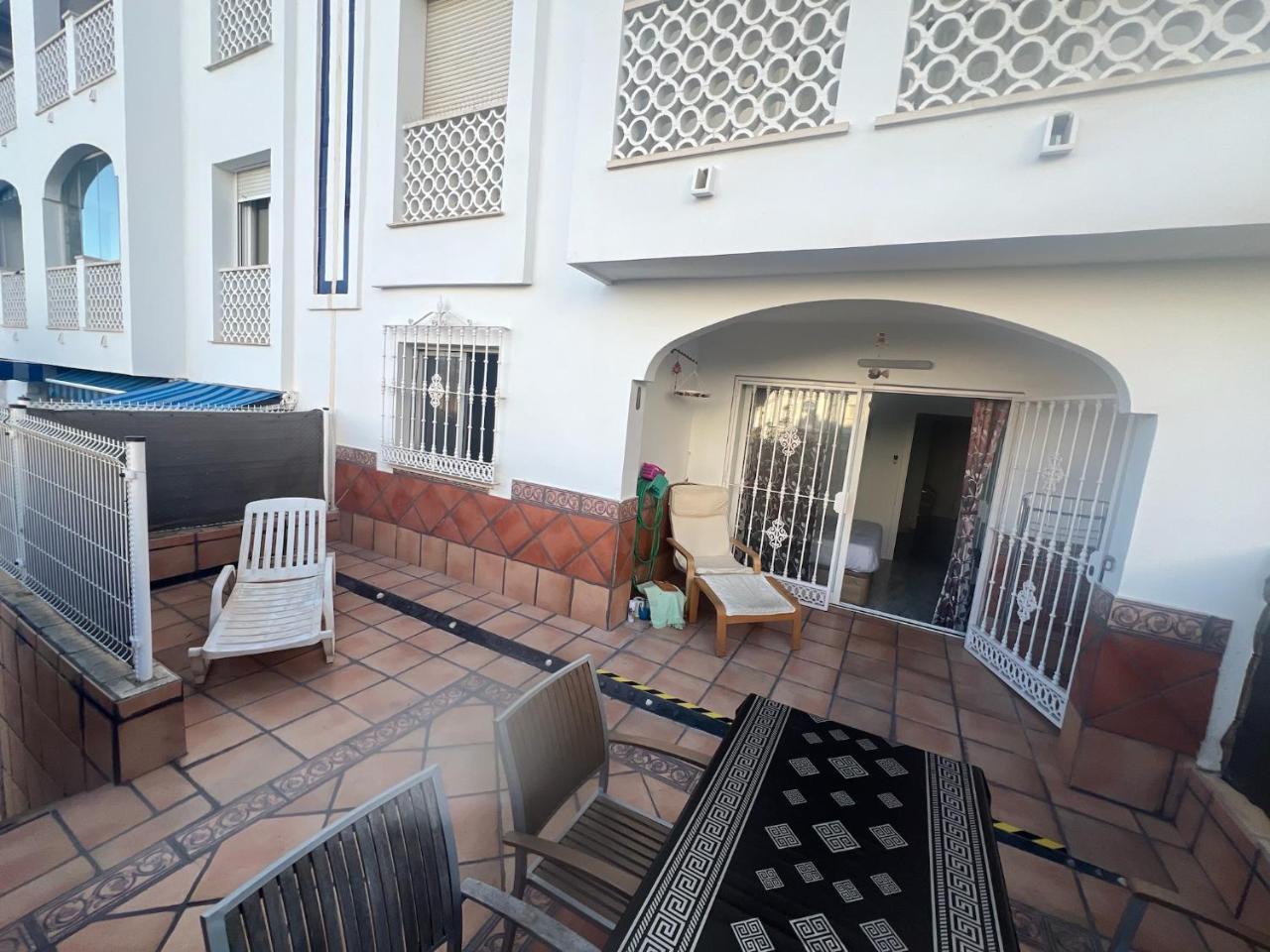 Torremolinos Habitaciones Privada En Apartamentos Compartidos (adults Only)