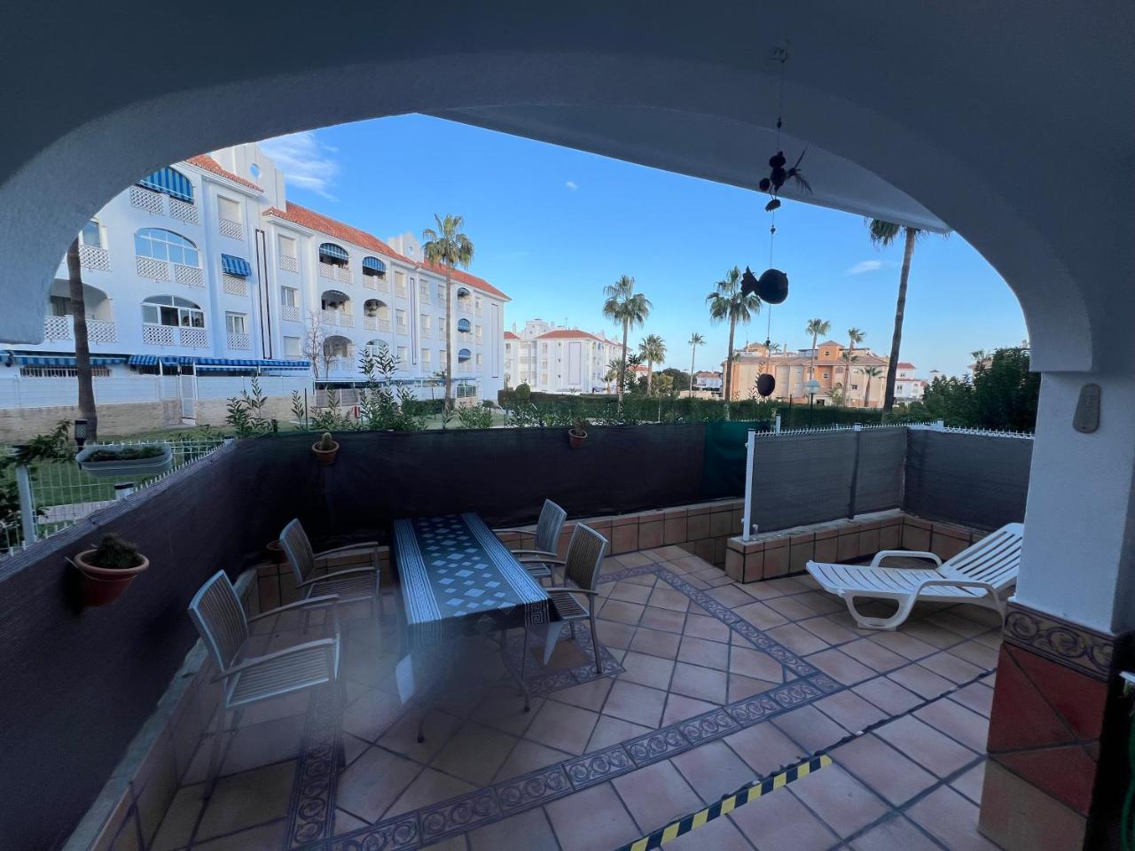 Torremolinos Habitaciones Privada En Apartamentos Compartidos (adults Only)