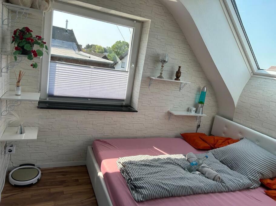 Zimmer Homeoffice Kuche Wlan TV Mit Terrasse&Grill +Fahrrad em Hennef