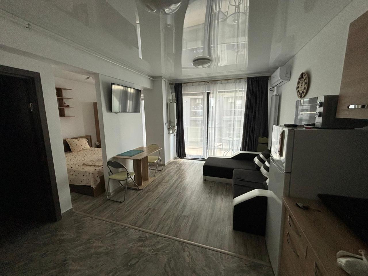 Justin's Residence Mamaia Nord