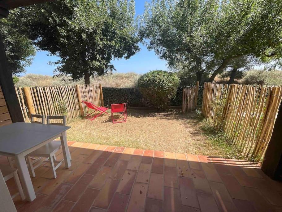 Jolie Studio Sud Jardin Et Parking Privatif à Hyeres