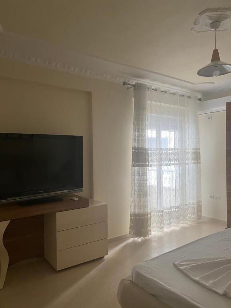 Oasis Beach Residence