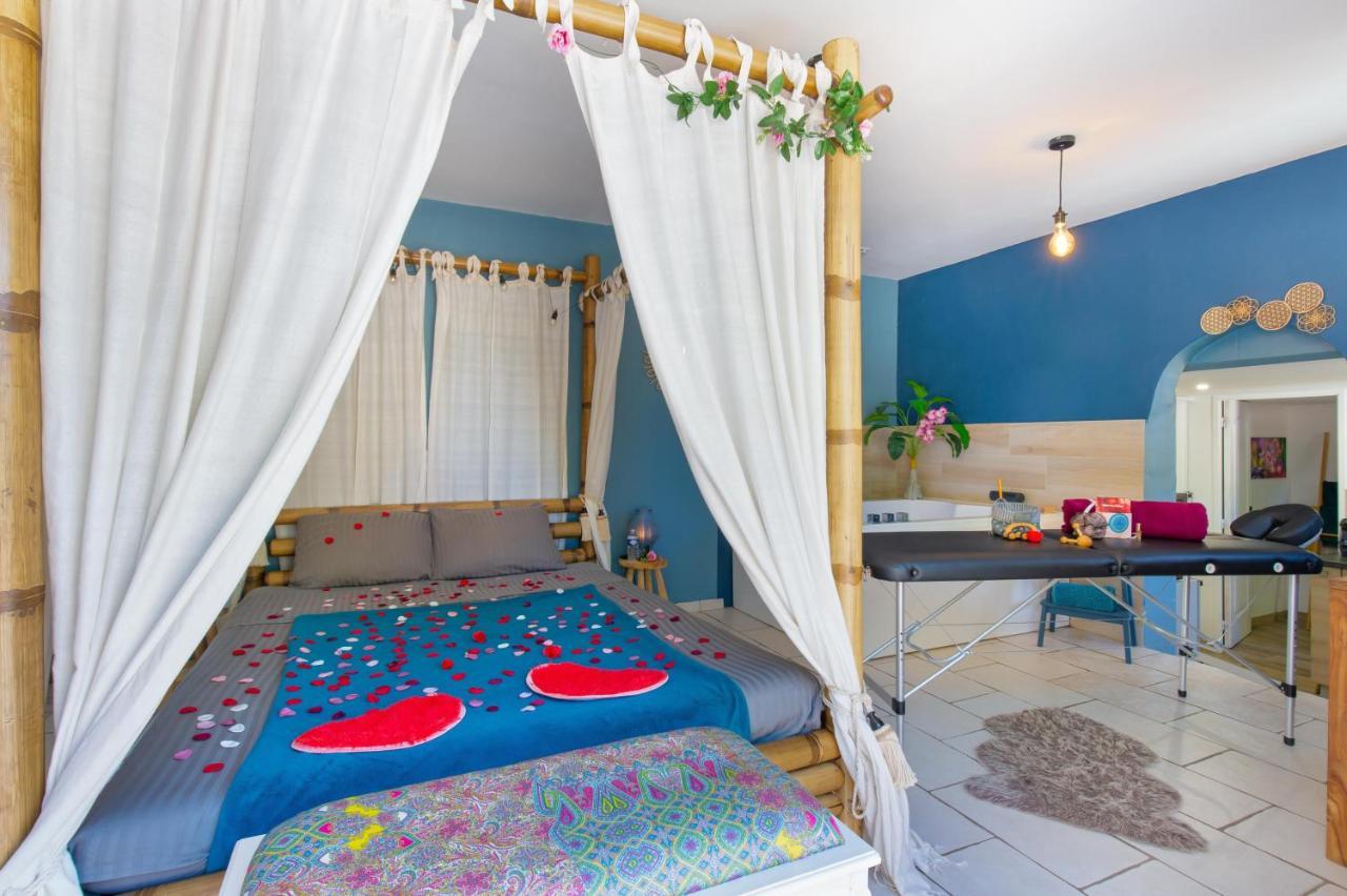 Mb Room - Appartement Jacuzzi 4 Etoiles Beaute em Puget-sur-argens