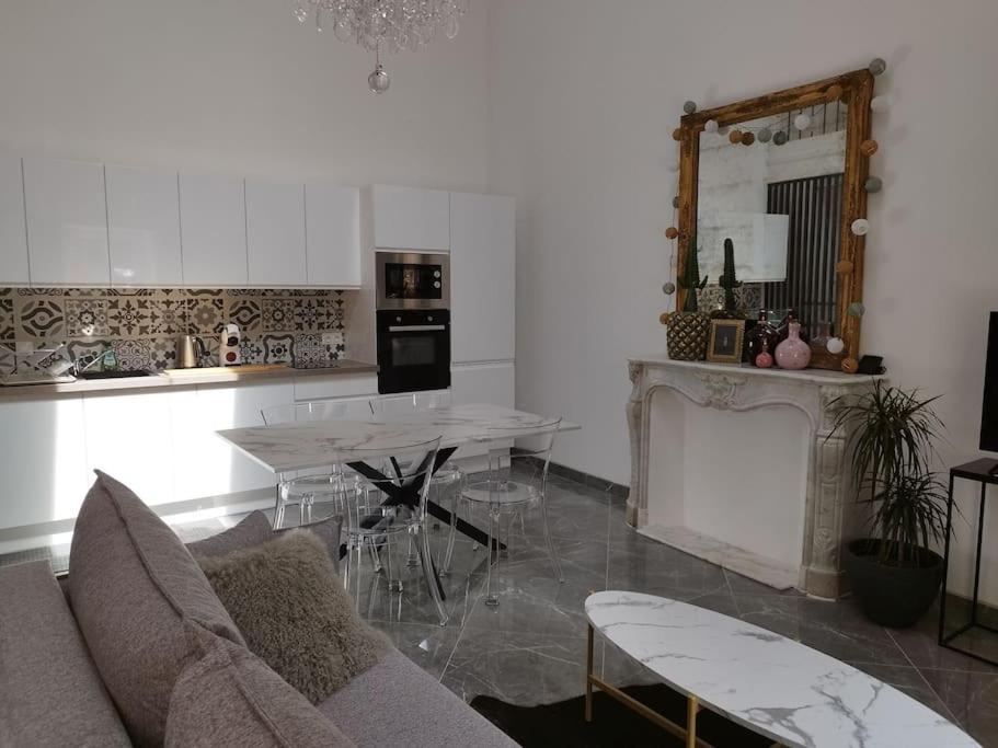 Appartement Proche Aeroport & Indret (Adults Only) em Bouguenais