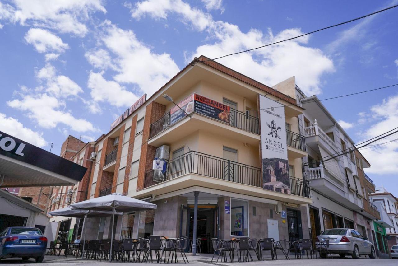 Pension Restaurante Angel em Huelma