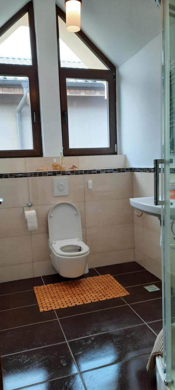 Vila Mona