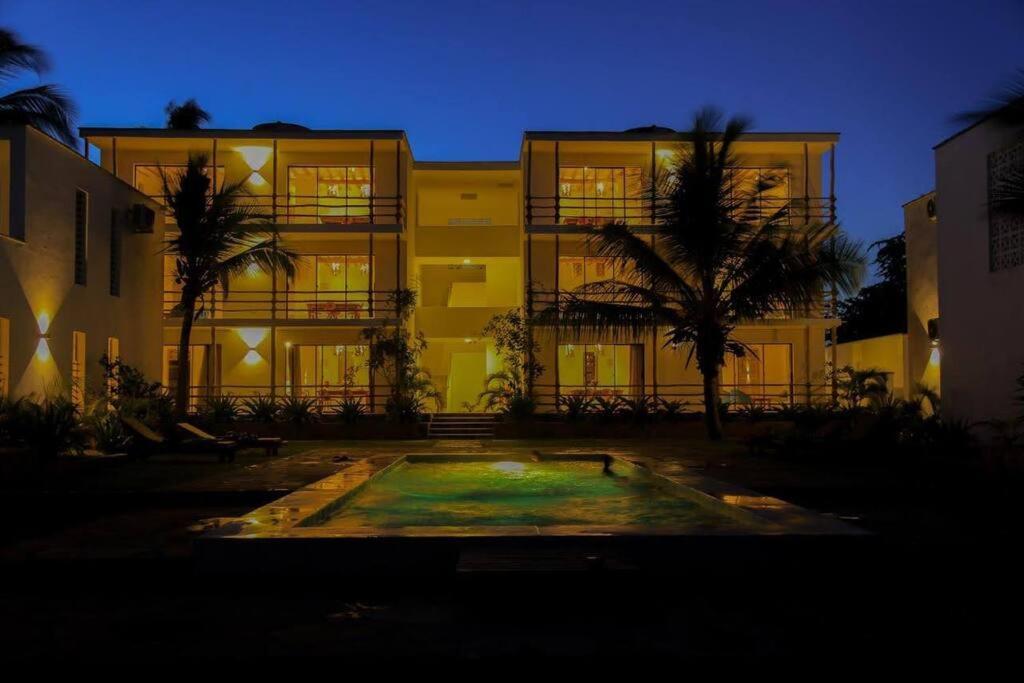 Ahadi Beachfront by Yourhost, 2 Bedroom, Kilifi (Adults Only) em Mtwapa