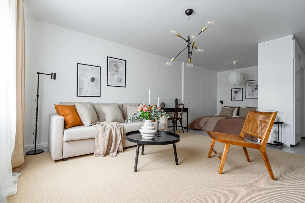 Sodermalm Serenity Modern Apt For 4