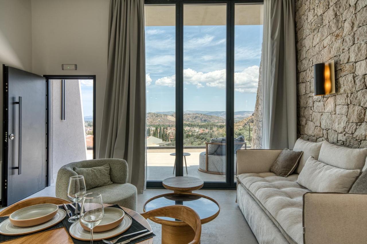 Anima Deluxe Suites, , 